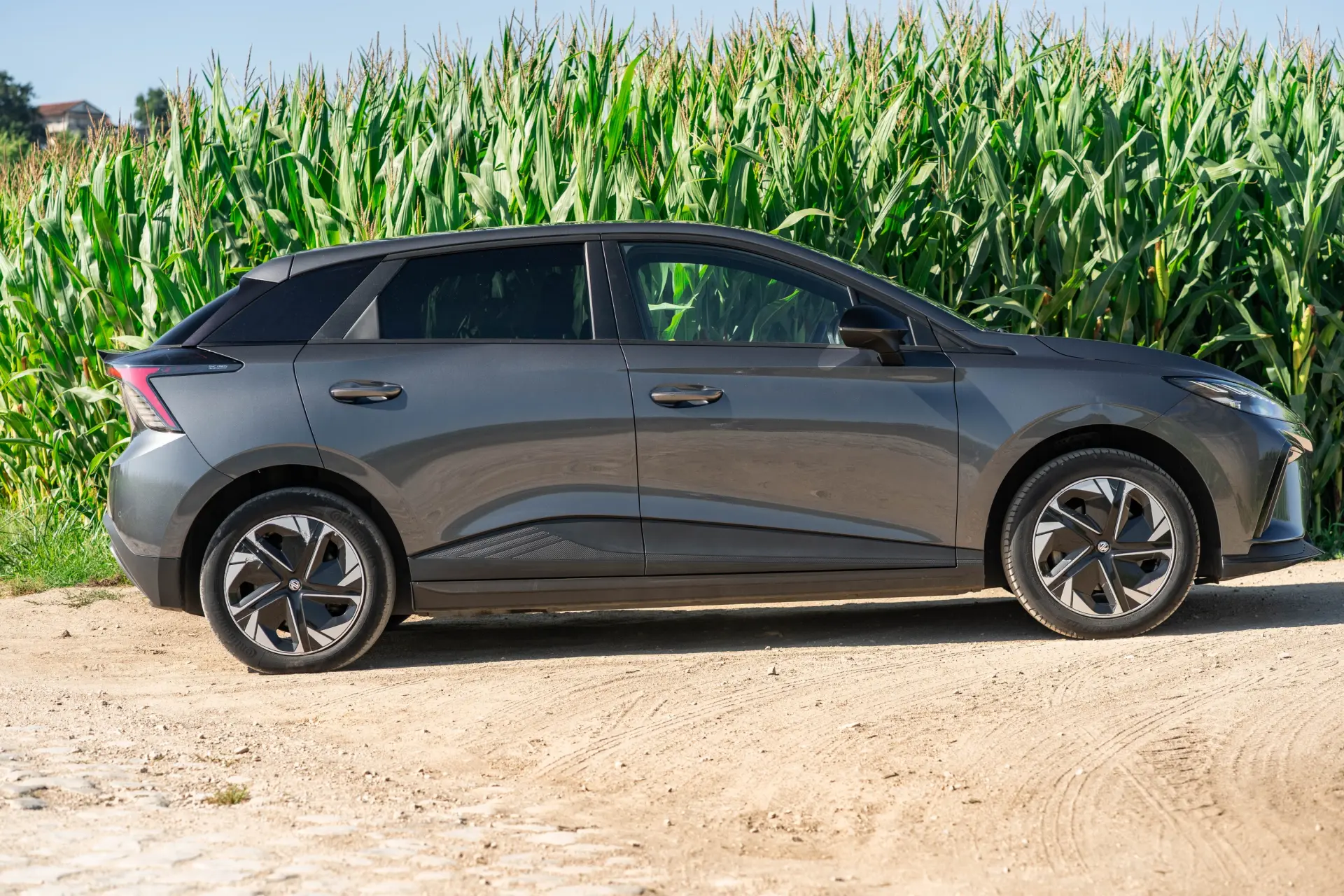 MG MG4 64 kWh Comfort 15