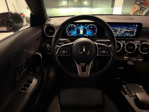 Mercedes-Benz CLA 180 d Progressive Aut. 8