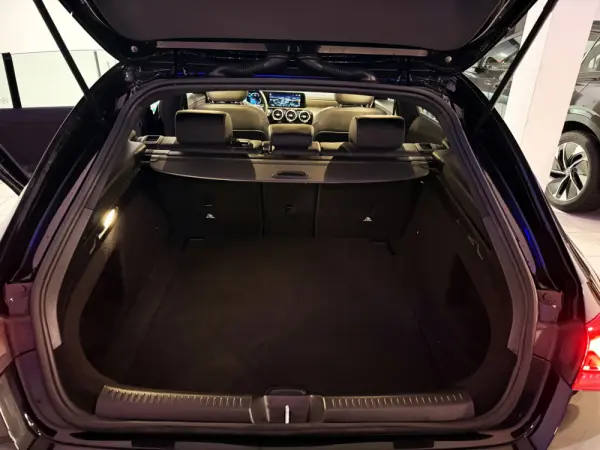 Mercedes-Benz CLA 180 d Progressive Aut. 11