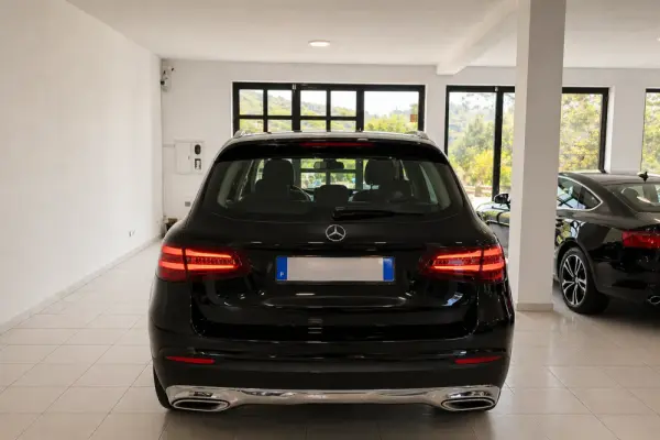 Mercedes-Benz GLC 220 d 4Matic 3