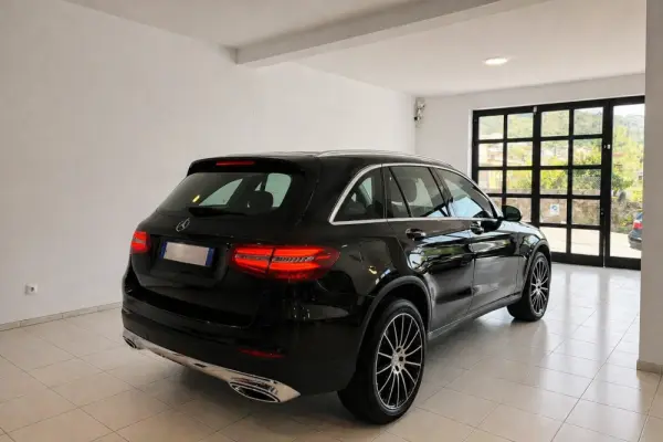 Mercedes-Benz GLC 220 d 4Matic 6