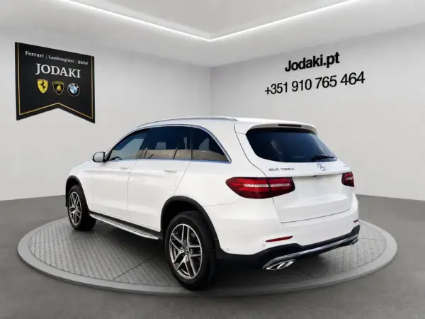 Mercedes-Benz GLC 250 d AMG Line 4-Matic 8