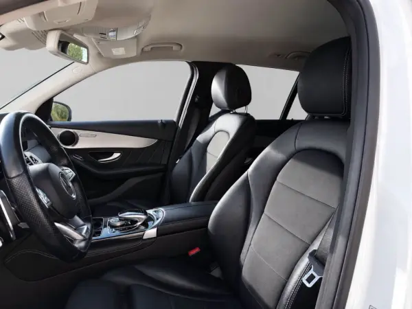 Mercedes-Benz GLC 250 d AMG Line 4-Matic 9