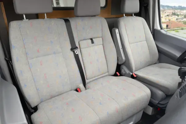 Volkswagen Crafter 50 2.5 TDi 164 CD Longa 2