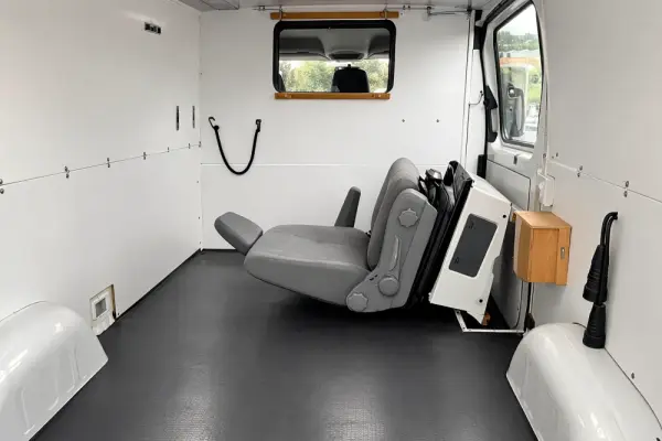 Volkswagen Crafter 50 2.5 TDi 164 CD Longa 5