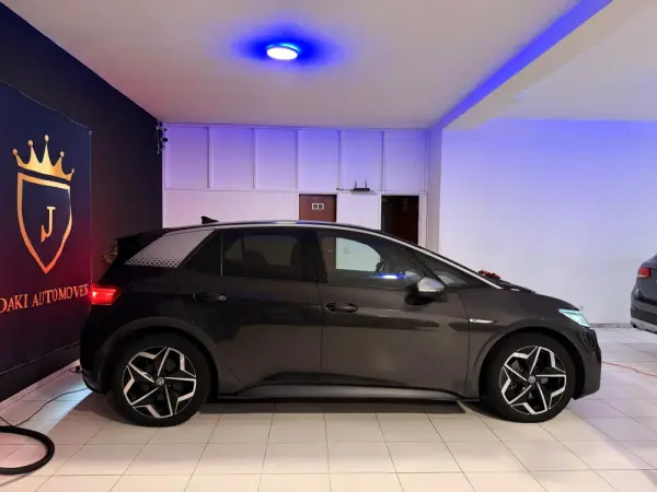 Volkswagen ID.3 58 kWh 1st 6