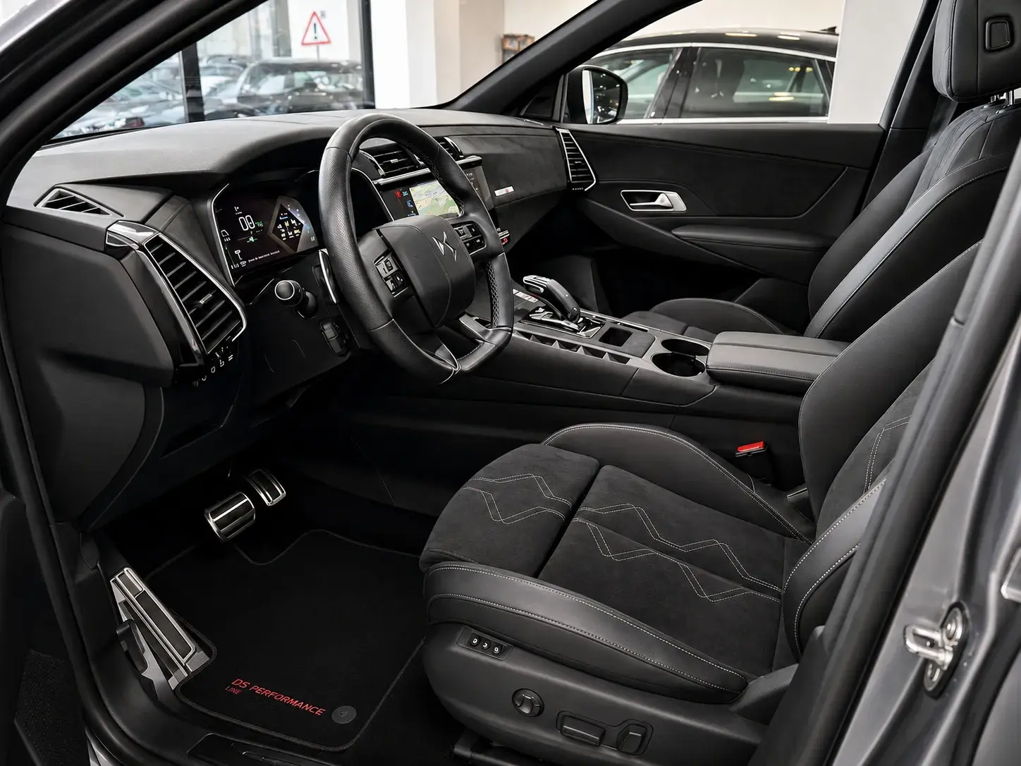 DS DS7 Crossback E-Tense Performance Line+ EAT8 2