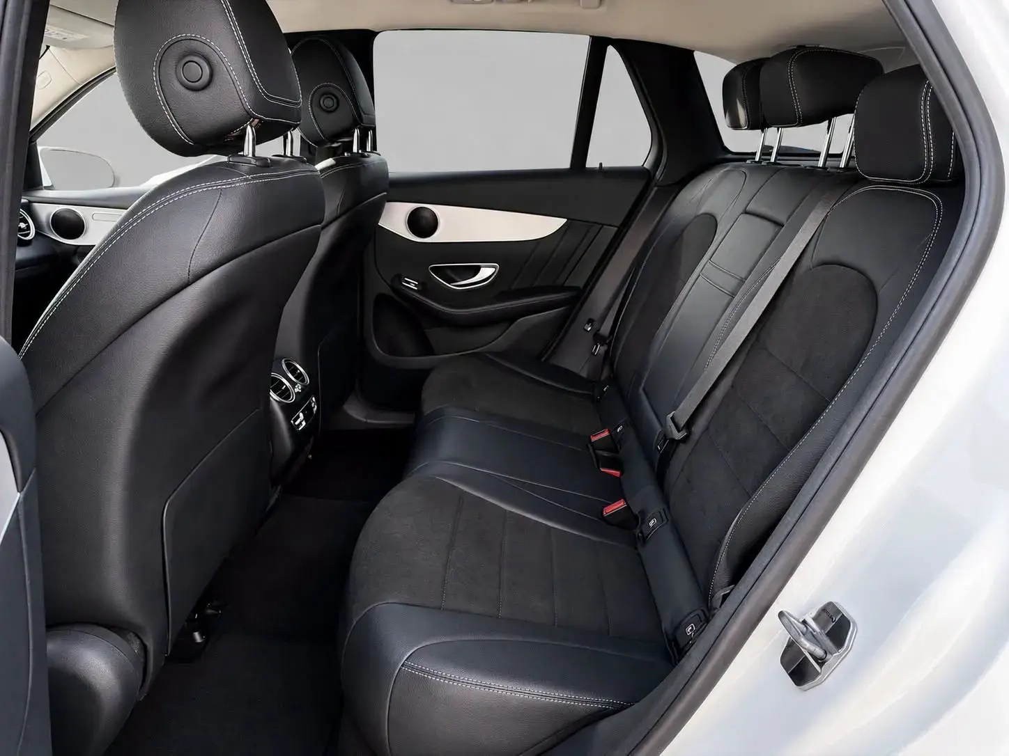 Mercedes-Benz GLC 250 d AMG Line 4-Matic 5