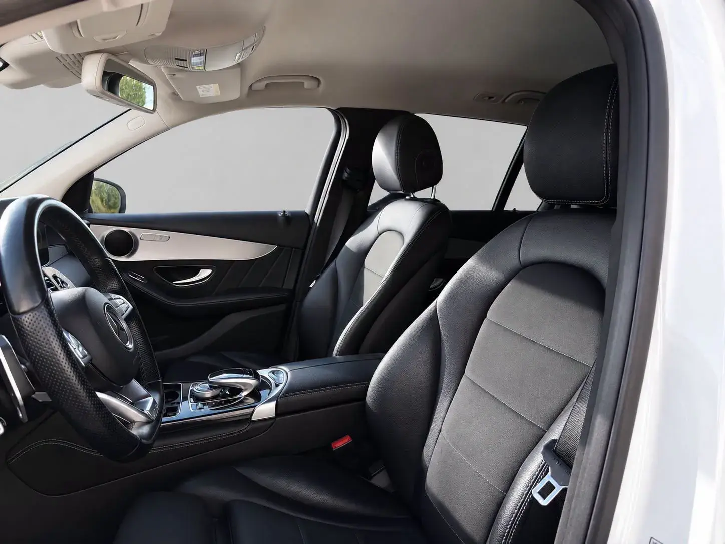 Mercedes-Benz GLC 250 d AMG Line 4-Matic 9