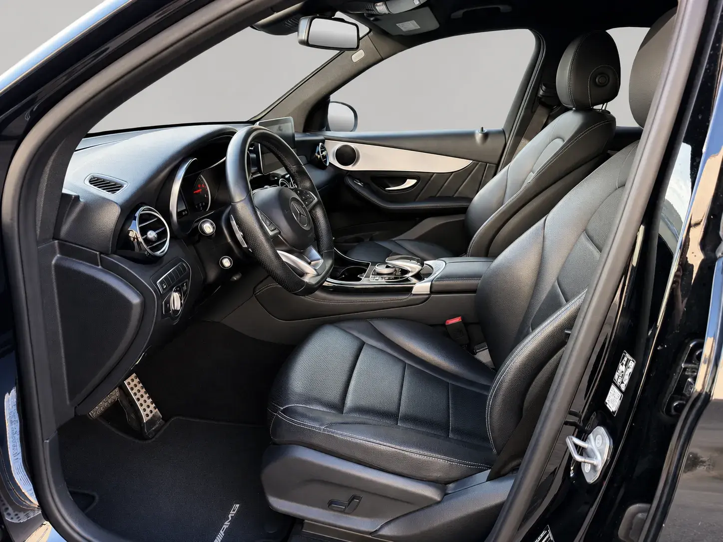 Mercedes-Benz GLC 250 d AMG Line 4-Matic 8