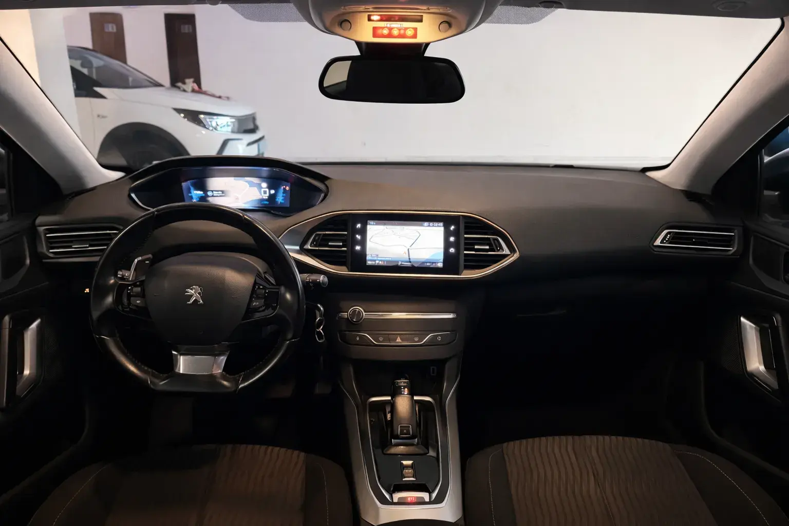 Peugeot 308 SW 1.5 BlueHDi Allure EAT8 2