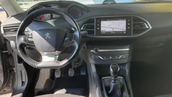 Peugeot 308 SW 1.5 BlueHDi Style 24