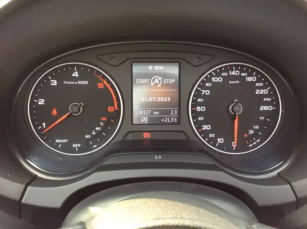 Audi A3 Cabrio 1.6 TDI Sport 8