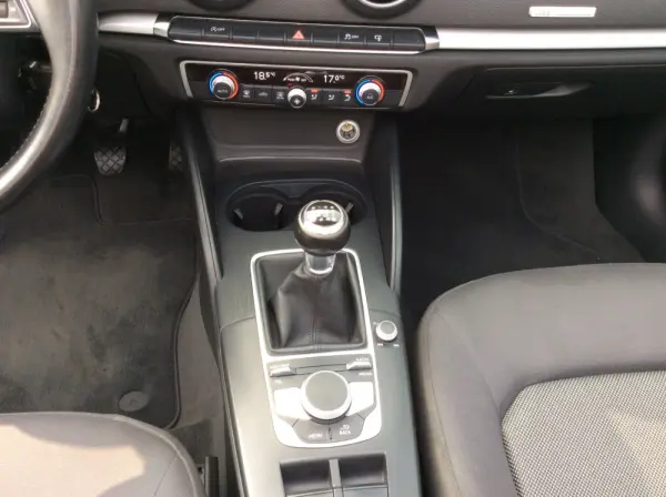 Audi A3 Cabrio 1.6 TDI Sport 28