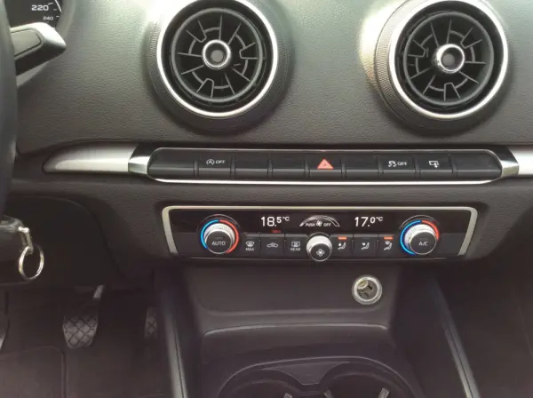 Audi A3 Cabrio 1.6 TDI Sport 29