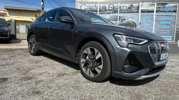 Audi e-tron Sportback 55 quattro S line 7