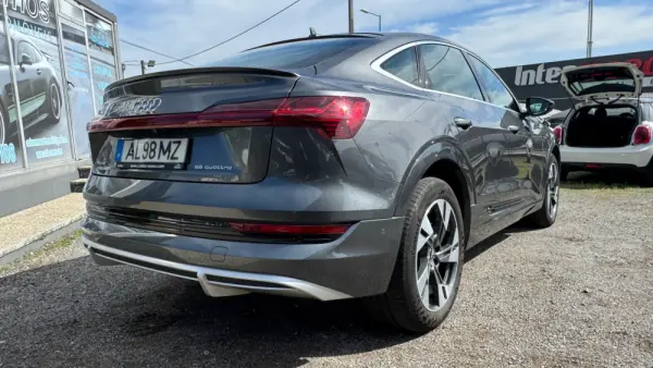 Audi e-tron Sportback 55 quattro S line 9