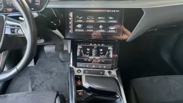 Audi e-tron Sportback 55 quattro S line 30