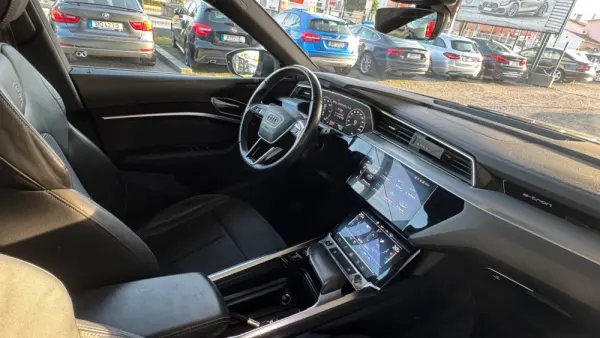 Audi e-tron Sportback 55 quattro S line 51