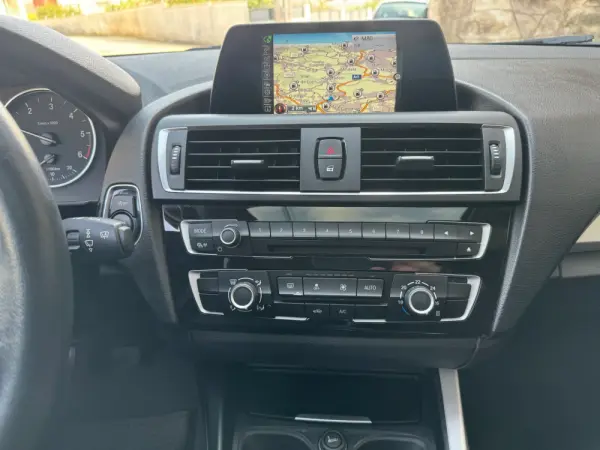 BMW 116 d EfficientDynamics 30