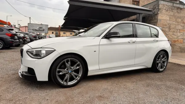 BMW 120 d Pack M Auto 2