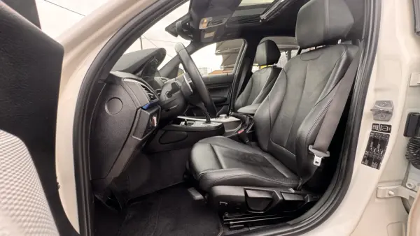 BMW 120 d Pack M Auto 17