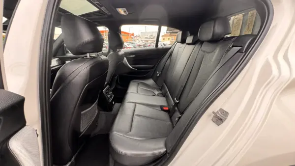 BMW 120 d Pack M Auto 28