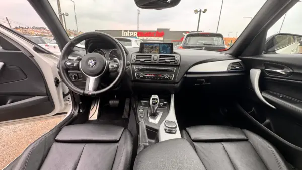 BMW 120 d Pack M Auto 36