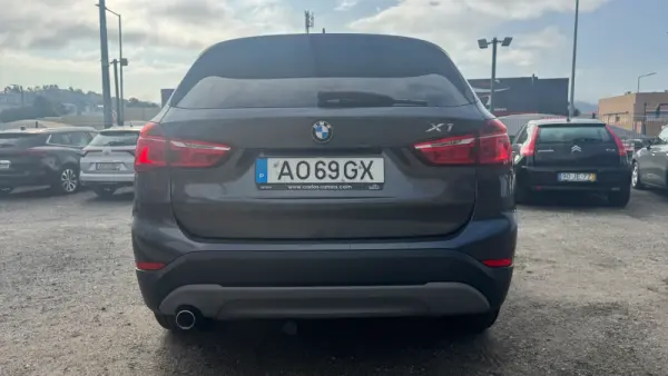 BMW X1 16 d sDrive Line Sport 9