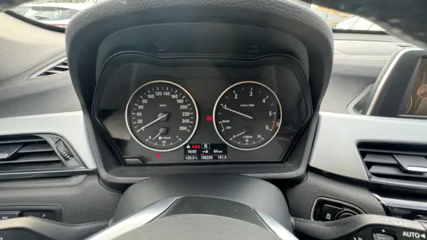 BMW X1 16 d sDrive Line Sport 29