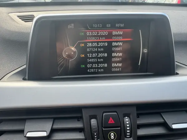 BMW X1 16 d sDrive Line Sport 40