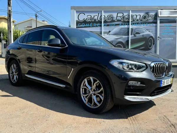 BMW X4 20 d xDrive xLine Auto 9