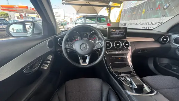 Mercedes-Benz C 200 d Avantgarde Aut. 38