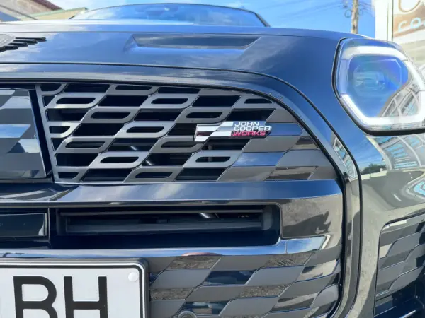 MINI Countryman John Cooper Works Auto 5