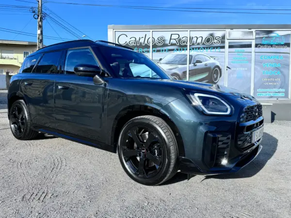 MINI Countryman John Cooper Works Auto 8