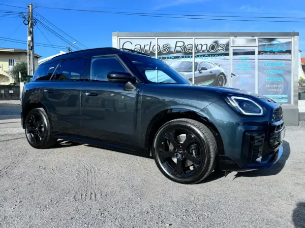 MINI Countryman John Cooper Works Auto 10