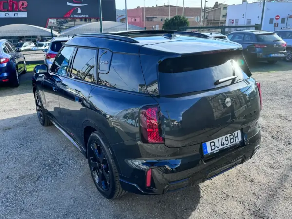 MINI Countryman John Cooper Works Auto 15