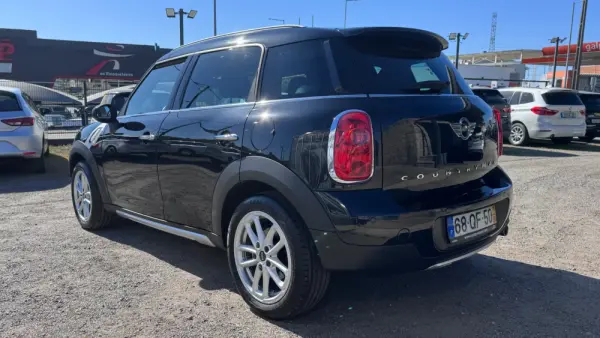 MINI Countryman Cooper D 10