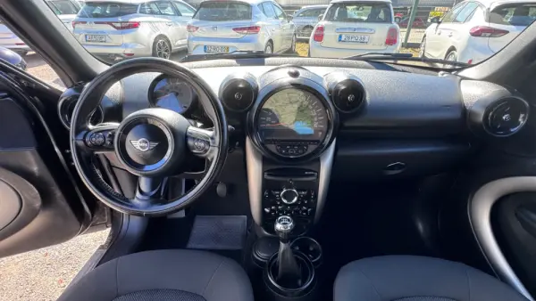MINI Countryman Cooper D 17