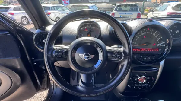 MINI Countryman Cooper D 23