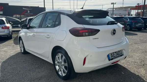 Opel Corsa 1.2 Edition 8