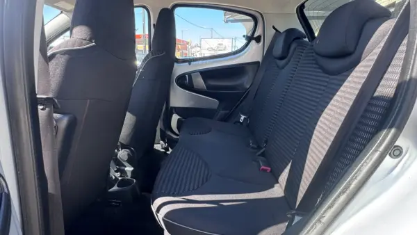 Peugeot 107 1.0 Active 11