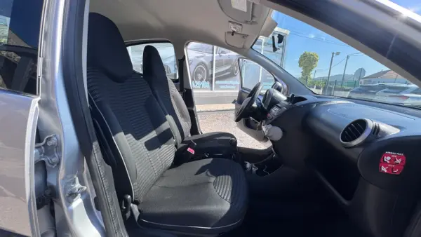 Peugeot 107 1.0 Active 17