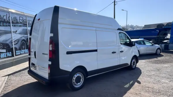 Renault Trafic 1.6 dCi L2H1 1.2T SS 7