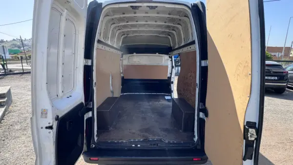 Renault Trafic 1.6 dCi L2H1 1.2T SS 12