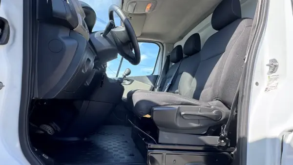 Renault Trafic 1.6 dCi L2H1 1.2T SS 18