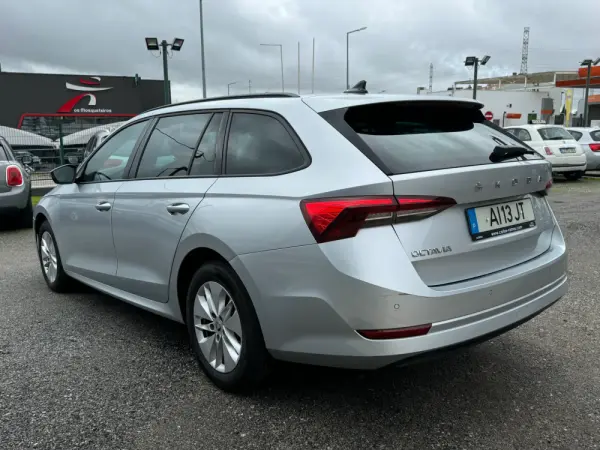 Skoda Octavia Break 2.0 TDI Ambition DSG 12