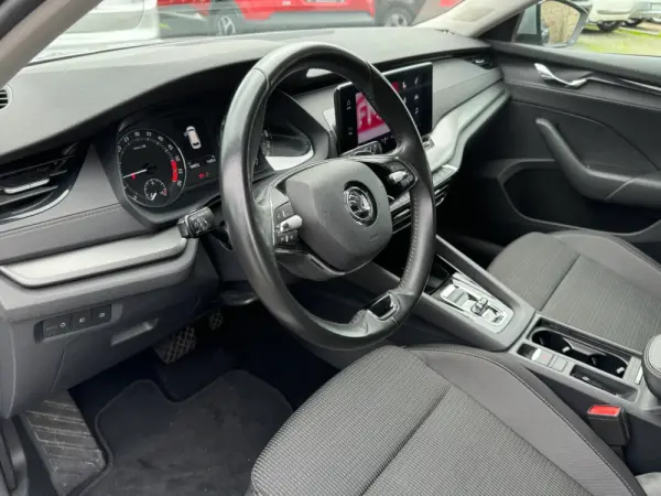 Skoda Octavia Break 2.0 TDI Ambition DSG 18