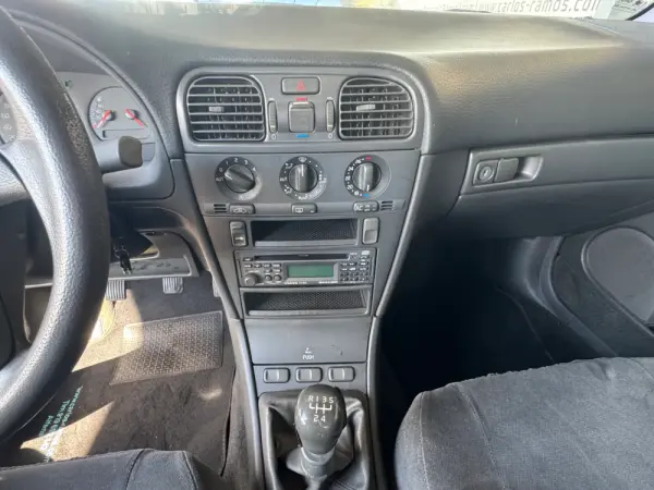 Volvo S40 1.6 23