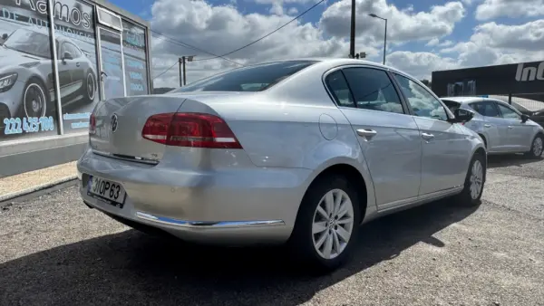 Volkswagen Passat 1.6 TDI BlueMotion 7